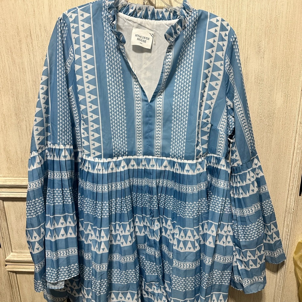 NWT Hyacinth House Blue & White Bell Sleeved Blaine Mini Dress - Picture 2 of 4